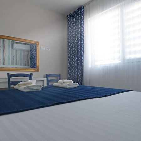 Blue Eye Apartment Σαράντα Εξωτερικό φωτογραφία